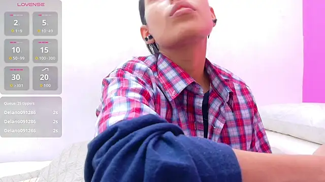 Snapshot of yourcuteneighbourr chatting on March 3, 2026, 4:51 am yourcuteneighbourr online show from March 3, 2026, 4:51 am