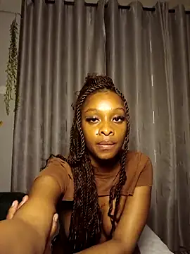 Snapshot of C-yoyo chatting on April 7, 2026, 8:09 pm C-yoyo online show from April 7, 2026, 8:09 pm