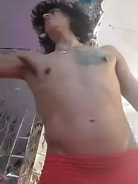 gurlnips online show from March 19, 2025, 2:05 am