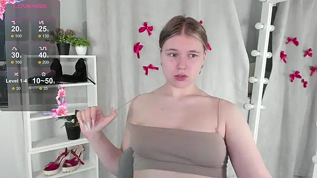 Rebecca Kelly online show from February 25, 2025, 9:24 pm