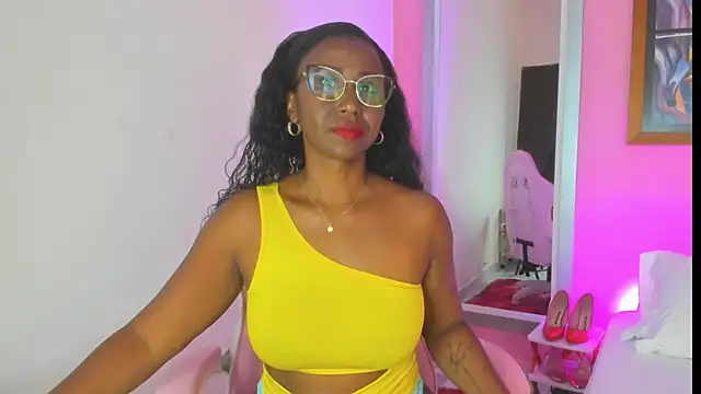 alexajhonson1012 online show from October 3, 2025, 8:06 pm