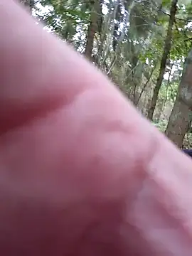 Snapshot of Qmaster69 chatting on October 10, 2025, 2:16 pm Qmaster69 online show from October 10, 2025, 2:16 pm