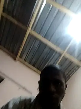 Tshidiso7 online show from December 3, 2025, 9:02 pm