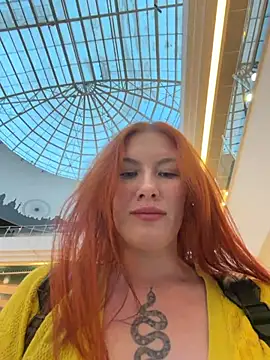 Snapshot of Liv_Fay chatting on February 4, 2026, 2:12 pm Liv Fay online show from February 4, 2026, 2:12 pm