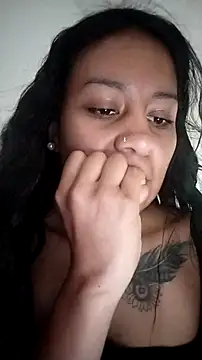 Tiphanydirty3 online show from November 26, 2025, 6:09 pm