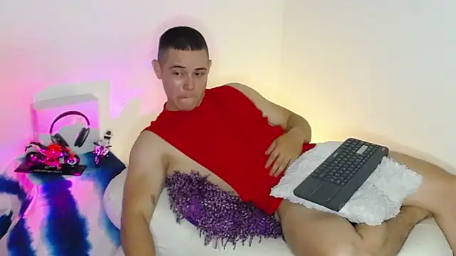 Alan hadid1 online show from January 16, 2025, 3:23 am