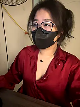 Snapshot of Jenni_nana chatting on December 4, 2024, 2:20 am Jenni nana online show from December 4, 2024, 2:20 am