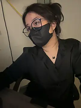 Snapshot of Jenni_nana chatting on December 5, 2024, 8:11 pm Jenni nana online show from December 5, 2024, 8:11 pm