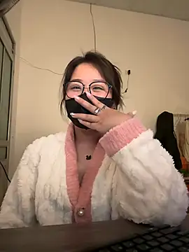 Snapshot of Jenni_nana chatting on December 21, 2024, 11:44 am Jenni nana online show from December 21, 2024, 11:44 am