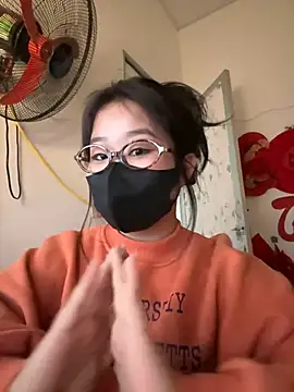 Snapshot of Jenni_nana chatting on January 1, 2025, 9:17 am Jenni nana online show from January 1, 2025, 9:17 am