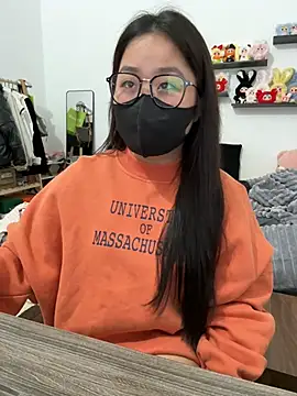 Snapshot of Jenni_nana chatting on February 24, 2025, 2:37 pm Jenni nana online show from February 24, 2025, 2:37 pm