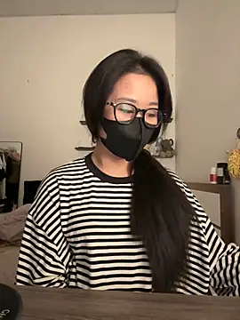 Snapshot of Jenni_nana chatting on September 15, 2025, 4:18 pm Jenni nana online show from September 15, 2025, 4:18 pm