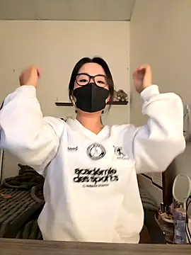 Snapshot of Jenni_nana chatting on November 1, 2025, 6:48 am Jenni nana online show from November 1, 2025, 6:48 am