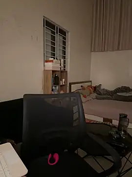 Jenni nana online show from April 10, 2026, 4:23 pm