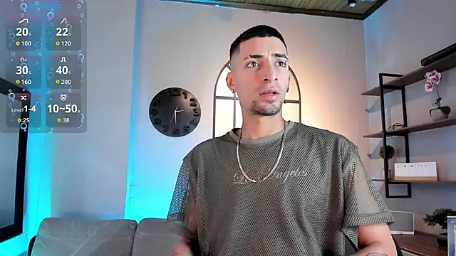 DrakeNeumann online show from October 30, 2025, 4:03 am