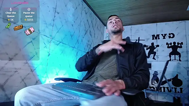 DrakeNeumann online show from December 19, 2025, 3:46 am