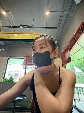 Tina 995 online show from July 15, 2026, 4:51 am