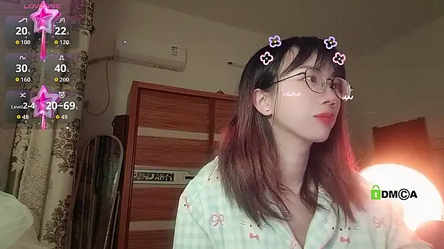 Snapshot of Lili_666 chatting on January 16, 2026, 10:14 pm Lili 666 online show from January 16, 2026, 10:14 pm