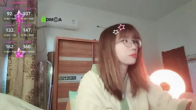 Snapshot of Lili_666 chatting on February 2, 2026, 11:47 pm Lili 666 online show from February 2, 2026, 11:47 pm