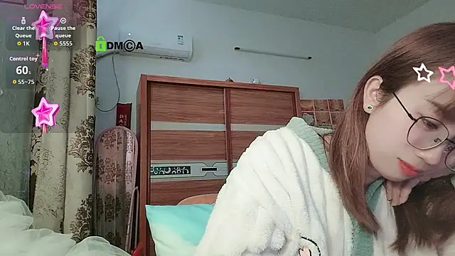 Snapshot of Lili_666 chatting on March 3, 2026, 1:56 am Lili 666 online show from March 3, 2026, 1:56 am