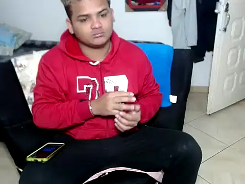 Boycuriousxxx online show from October 19, 2025, 12:39 pm