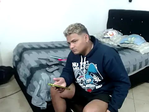 Boycuriousxxx online show from October 24, 2025, 11:28 am