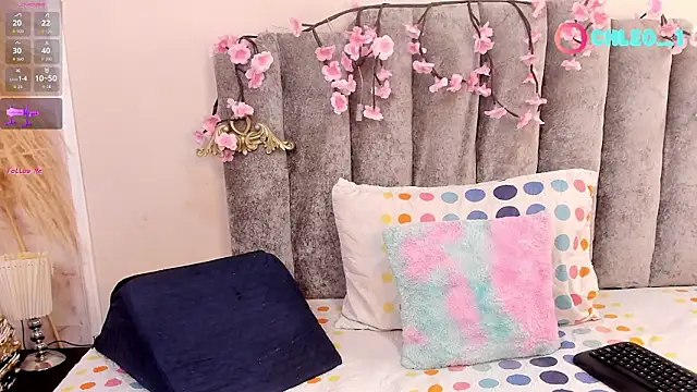 Chleo   online show from March 26, 2026, 12:55 pm