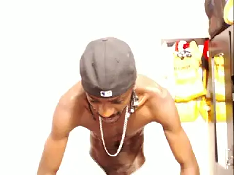 phillip-hot online show from February 7, 2025, 10:20 pm