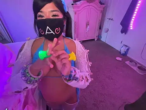 Snapshot of Onlypawzz chatting on March 30, 2026, 2:01 am Onlypawzz online show from March 30, 2026, 2:01 am