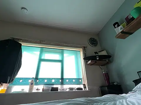 Tattooednakedguy online show from April 10, 2026, 2:44 pm