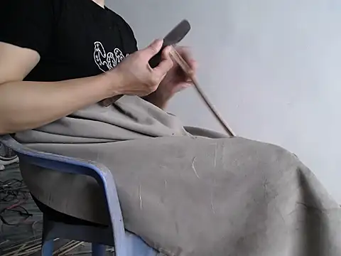 Snapshot of nolame18xxx chatting on September 11, 2025, 12:44 am nolame18xxx online show from September 11, 2025, 12:44 am