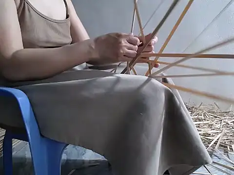 nolame18xxx online show from April 9, 2026, 10:42 am