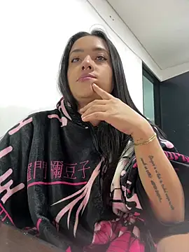 jjulietha95 online show from March 21, 2025, 11:56 pm