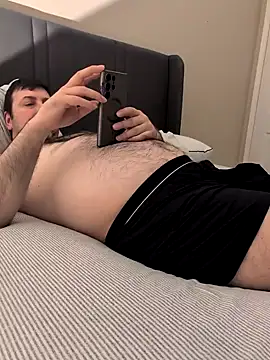 Mgman4365 online show from April 4, 2026, 2:43 am