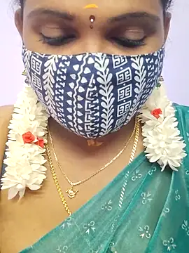 Snapshot of malliga98 chatting on February 4, 2026, 5:19 pm malliga98 online show from February 4, 2026, 5:19 pm