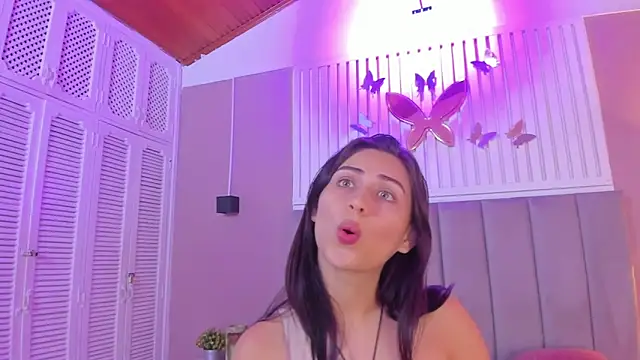 diosa cristal online show from February 11, 2025, 3:18 am