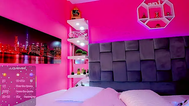 Saamanthaa11 online show from April 10, 2026, 5:01 am