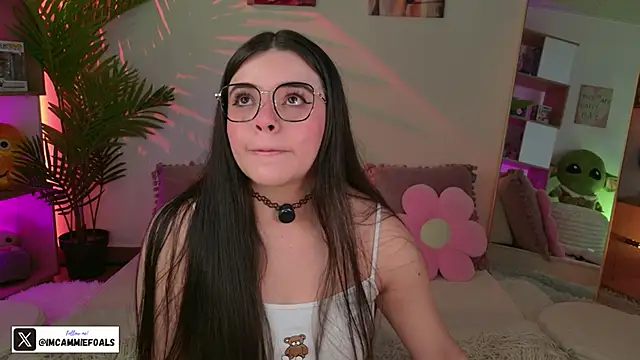 cammiefoalss online show from September 15, 2025, 1:55 pm