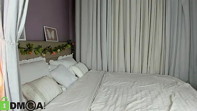 Dearly Emily online show from March 27, 2026, 5:23 pm