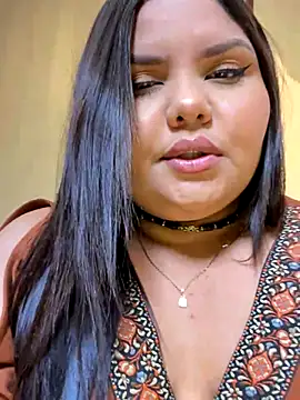 Snapshot of _Shara_Handal_ chatting on December 5, 2024, 10:55 am Shara Handal online show from December 5, 2024, 10:55 am