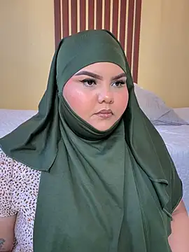 Snapshot of _Shara_Handal_ chatting on February 2, 2025, 6:10 pm Shara Handal online show from February 2, 2025, 6:10 pm