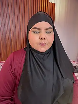  Shara Handal  online show from November 14, 2025, 5:06 am