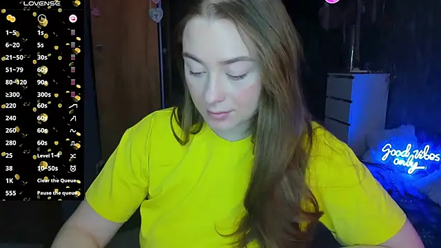 Demure Smile online show from March 10, 2025, 6:49 am