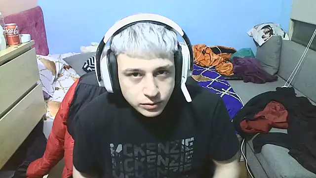 Nenejoven16- online show from March 7, 2025, 7:49 pm