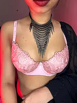 Snapshot of Hot-sexy222 chatting on October 12, 2025, 10:14 am Hot-sexy222 online show from October 12, 2025, 10:14 am
