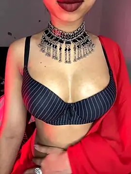 Hot-sexy222 online show from November 1, 2025, 1:40 am