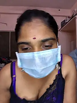 fuck6inch9 online show from April 14, 2026, 1:06 pm