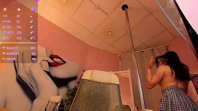 ShiroHeby online show from January 24, 2025, 3:34 pm