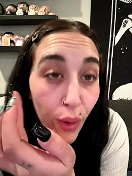 ThicBunz online show from December 14, 2025, 3:45 am