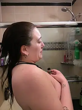 ThicBunz online show from February 19, 2026, 12:12 pm